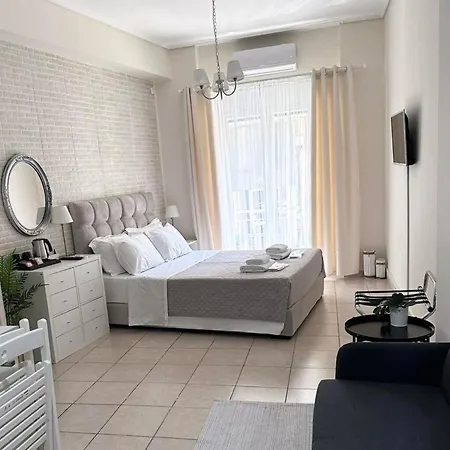 Petras Luxury Apartment Athens